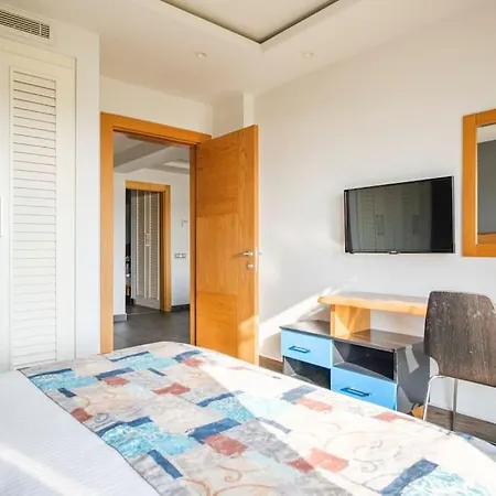 Degirmenburnu Aparthotel 3*