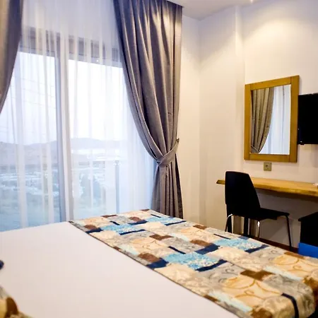 Degirmenburnu Aparthotel 3*