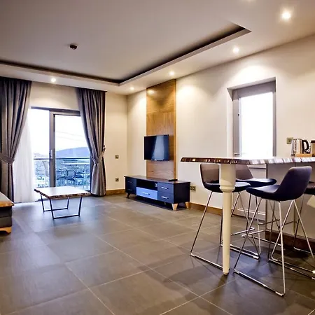 Hotel de apartamente Degirmenburnu 4*