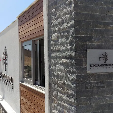 Hotel de apartamente Degirmenburnu 4*