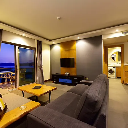 Degirmenburnu Aparthotel 3*