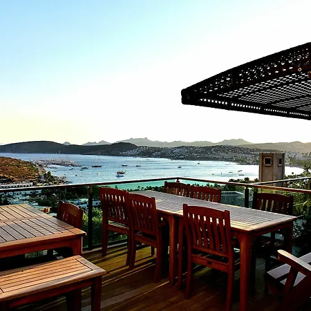 Degirmenburnu Aparthotel 3*