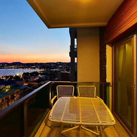 德吉门博努公寓 4* 博德鲁姆