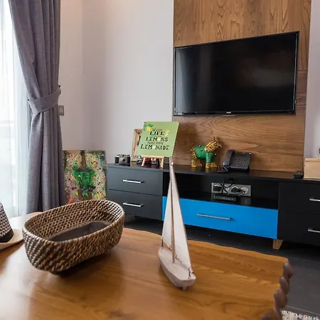 德吉门博努公寓 博德鲁姆