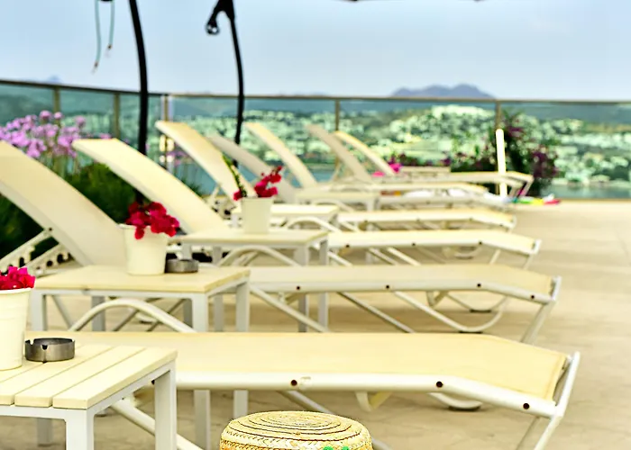 Degirmenburnu Apart Otel 4*